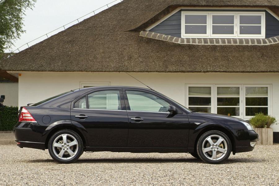  Ford Mondeo 2003 года  (фото 4 из 52)